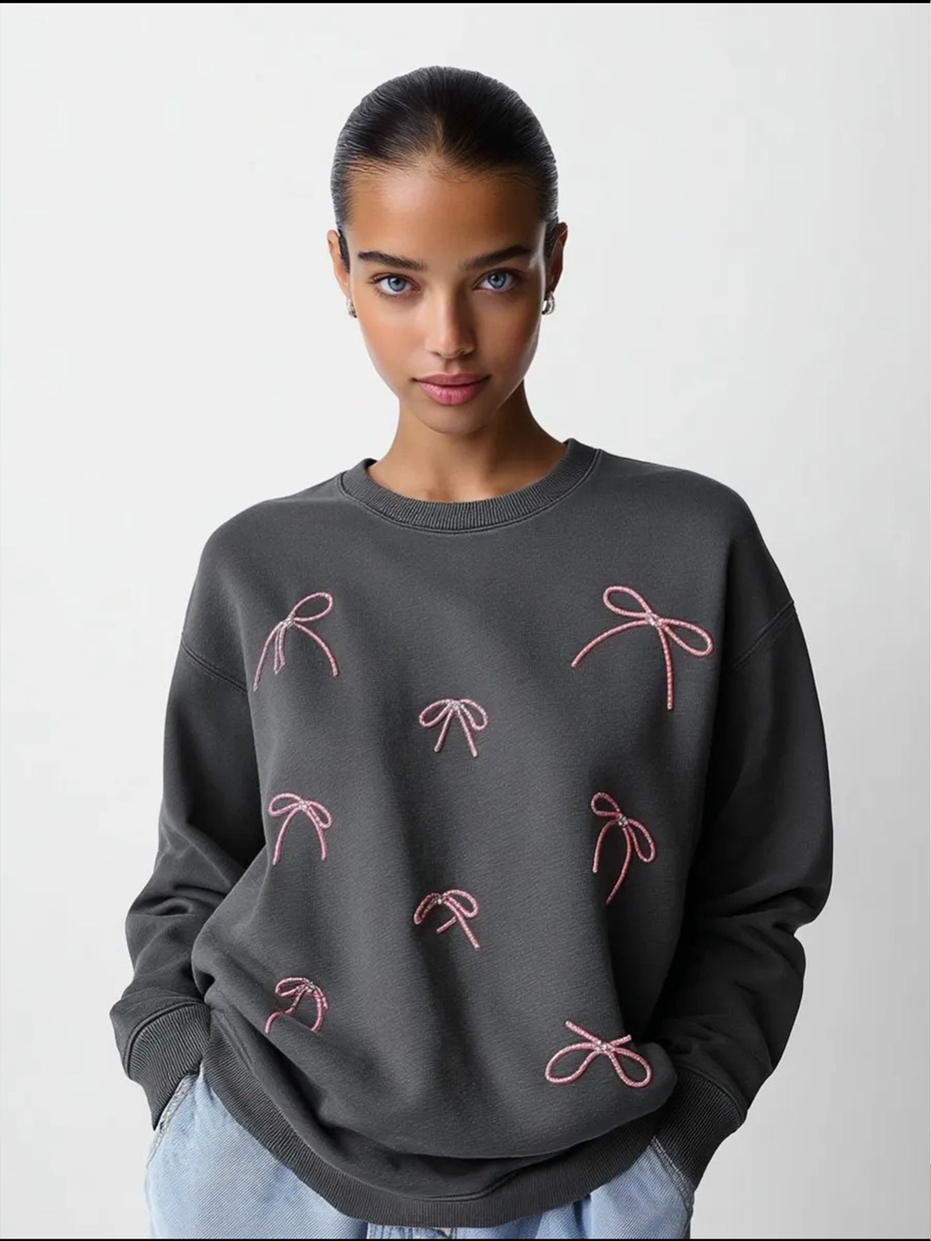 Stylish Bows Print Round Neck Top