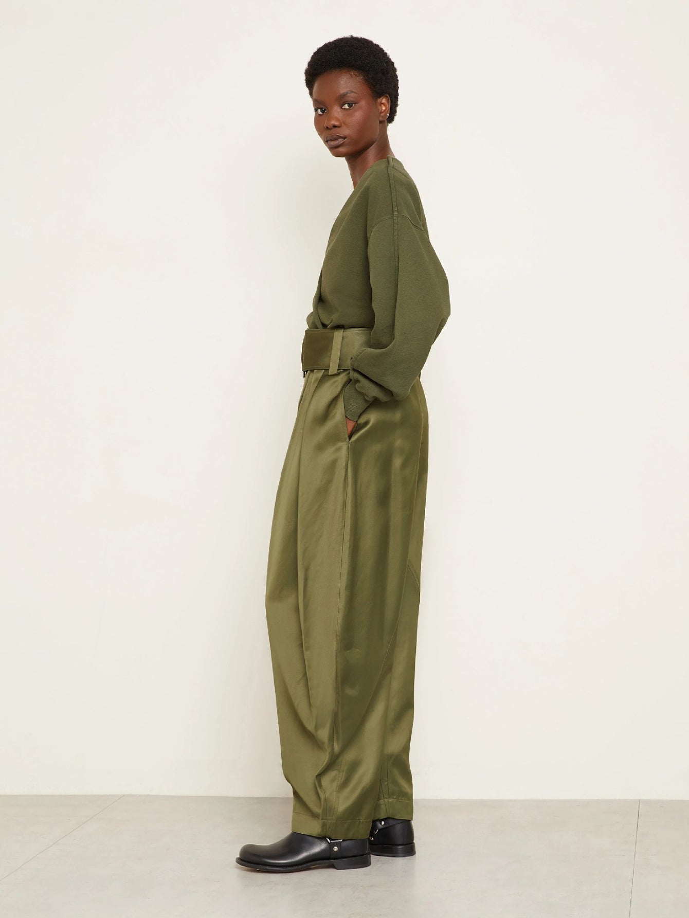 Retro Pleated Carrot Belted Pants 