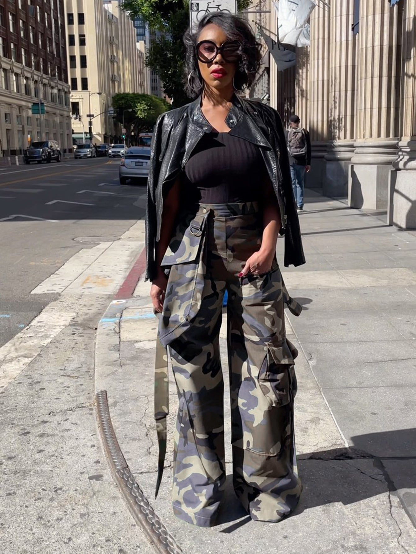 Casual Camouflage Multi-Pocket Loose Trousers