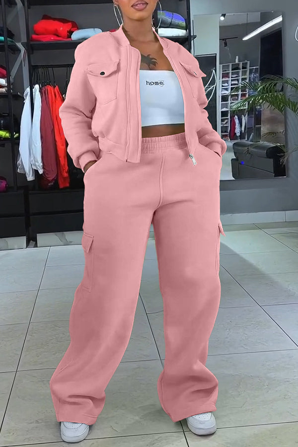 Stylish Fleece Sweatshirt & Cargo Sweatpants