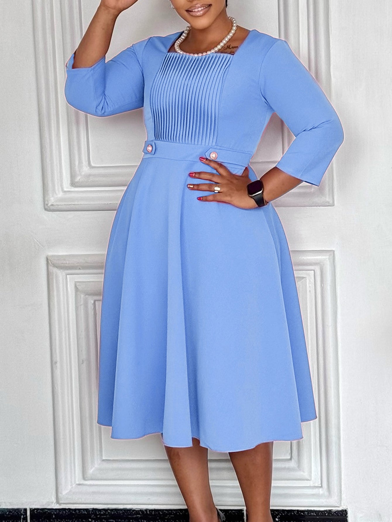 Stylish Pleated Details Square Neck Midi Dress