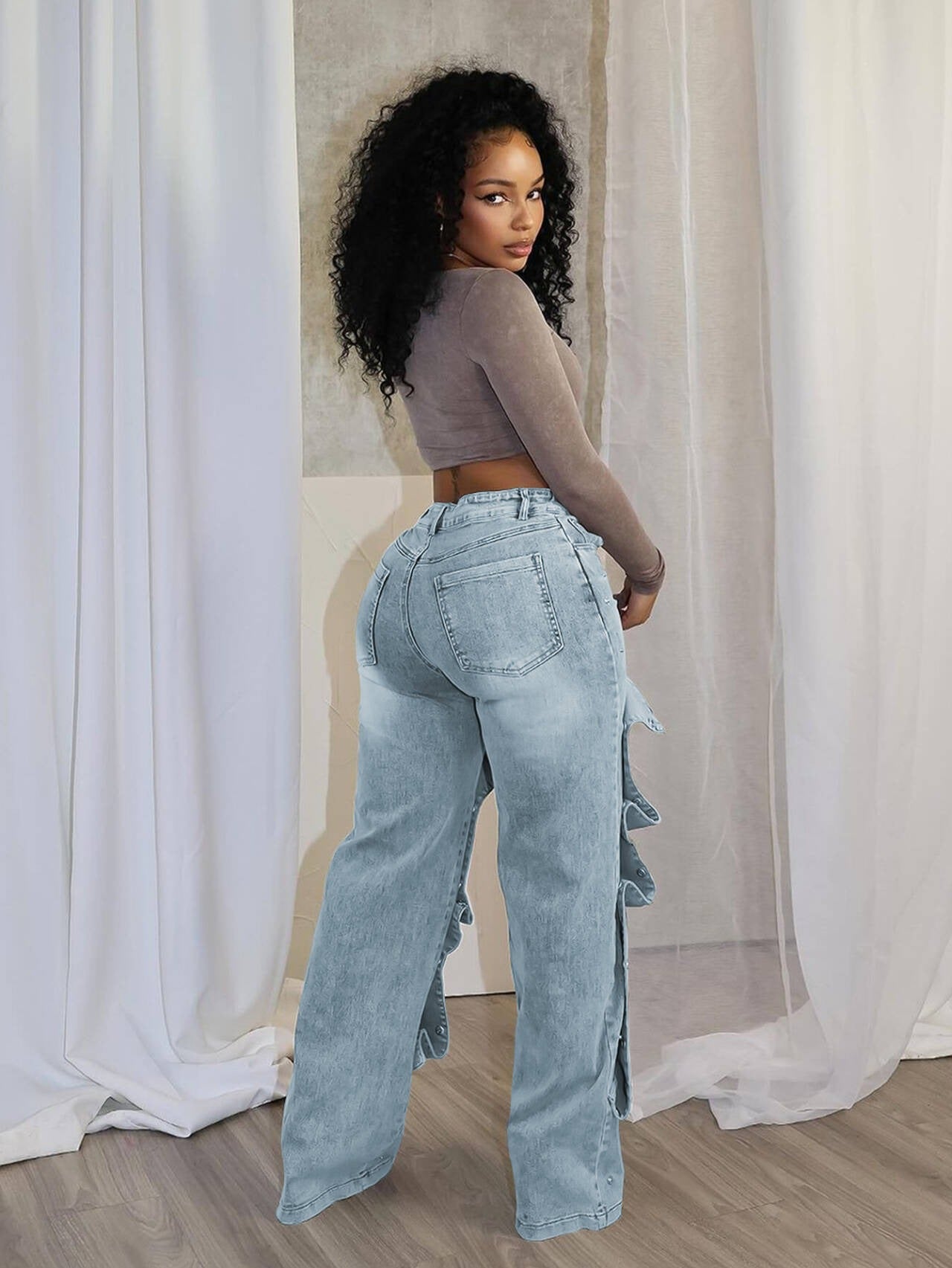 Stylish And Elegant Pocket Jeans